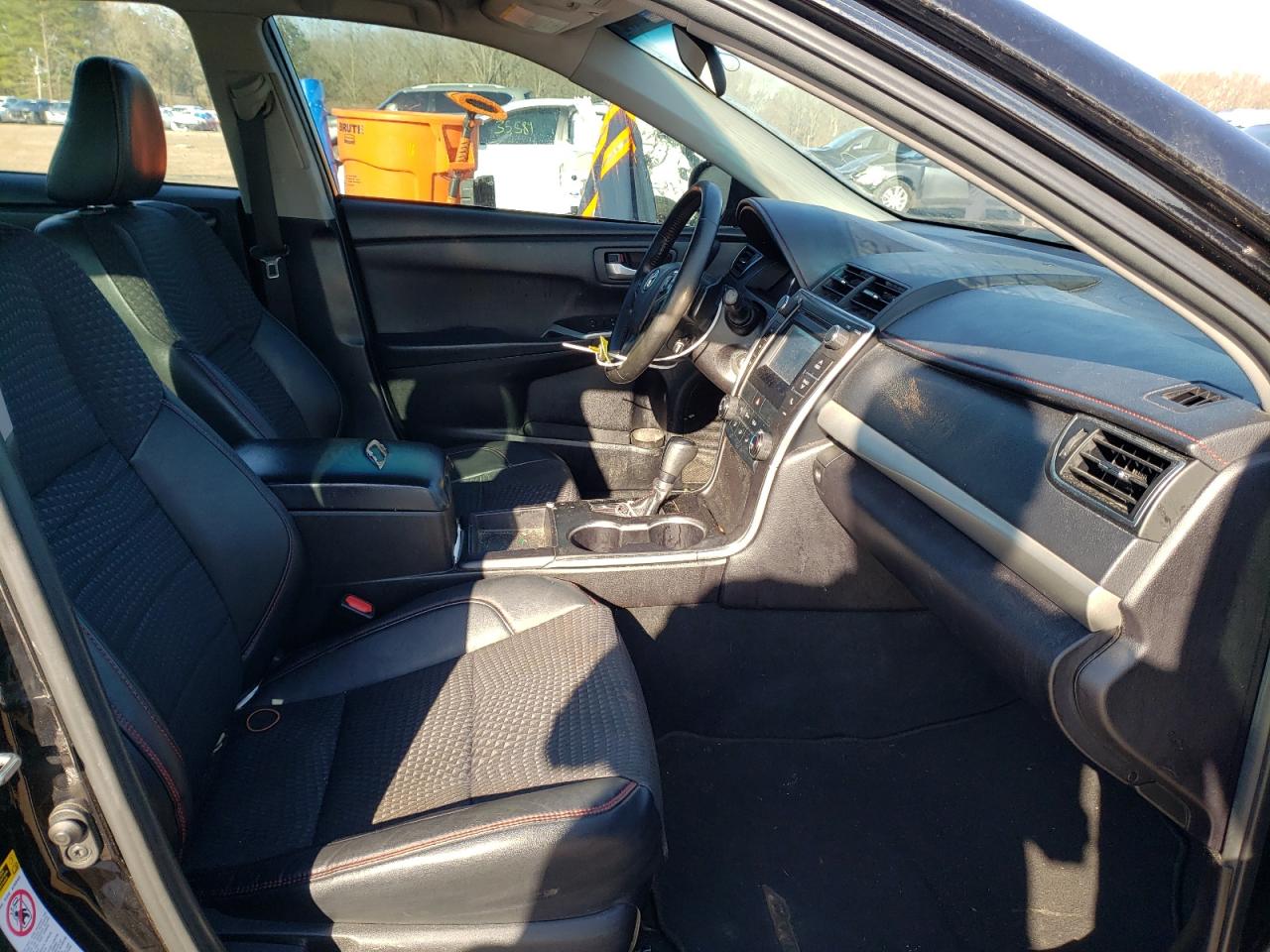 Photo 5 from auction – 2015 TOYOTA CAMRY LE with VIN 4T1BF1FK3FU914889