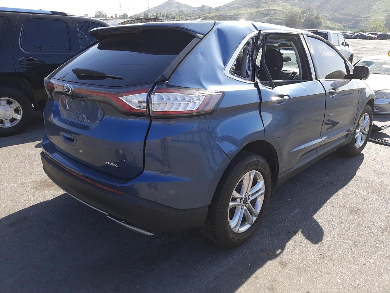 Photo 4 from auction – 2018 FORD EDGE SEL with VIN 2FMPK3J86JBB10464