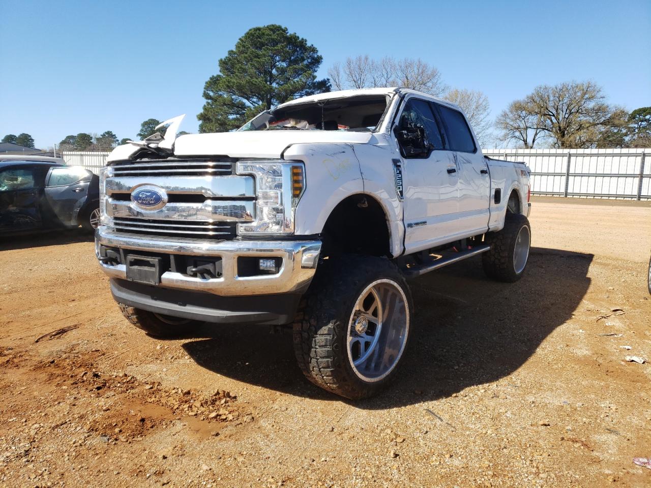 Photo 2 from auction – 2017 FORD F250 SUPER with VIN 1FT7W2BT0HEC42995
