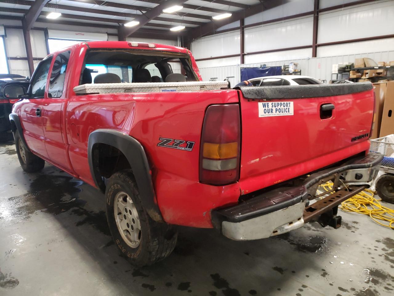 Photo 3 from auction – 2002 CHEVROLET SILVERADO with VIN 1GCEK19V22Z325672