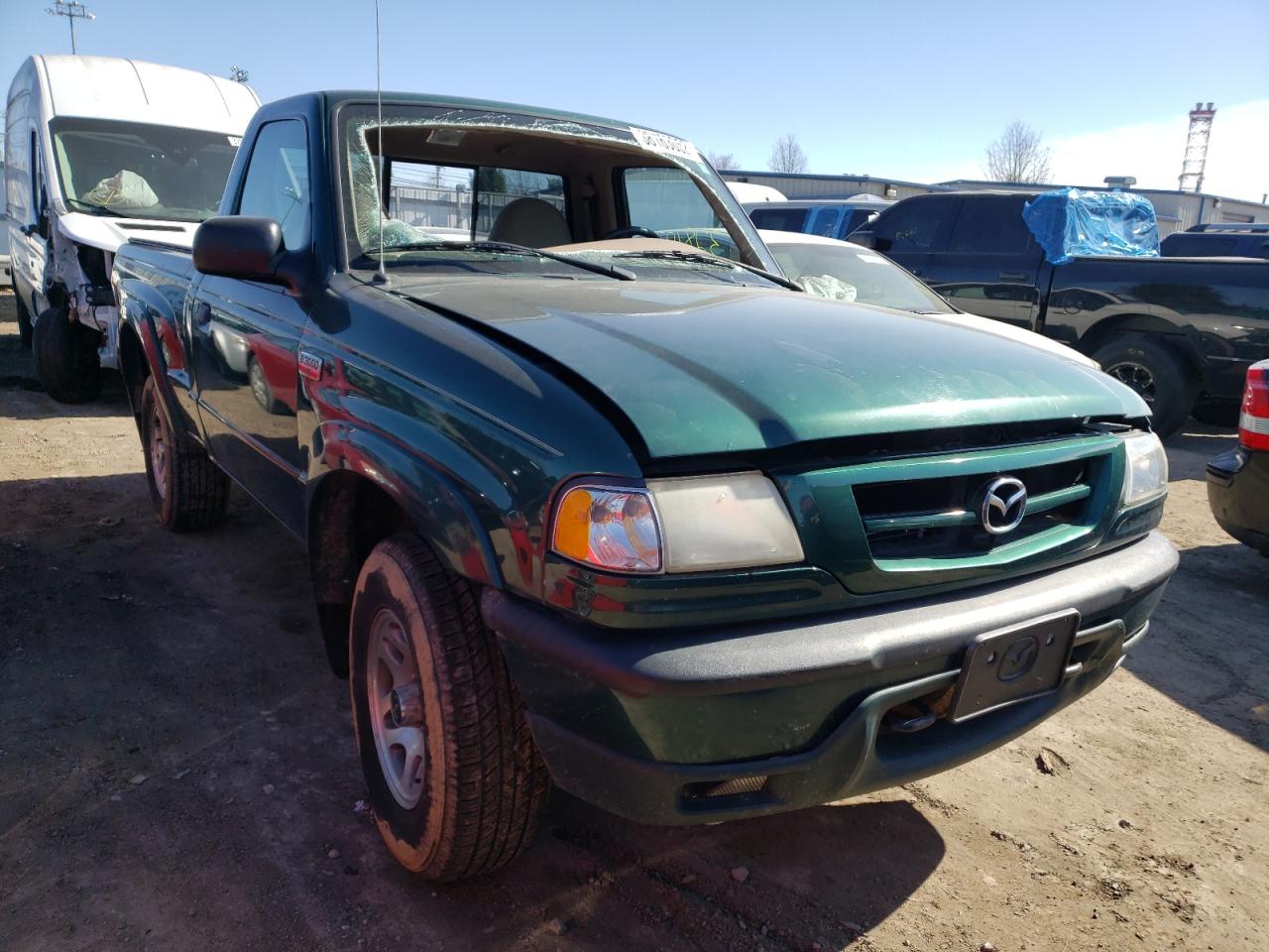 MAZDA B3000 2001 with VIN 4F4YR12UX1TM12884 - Photo from auction