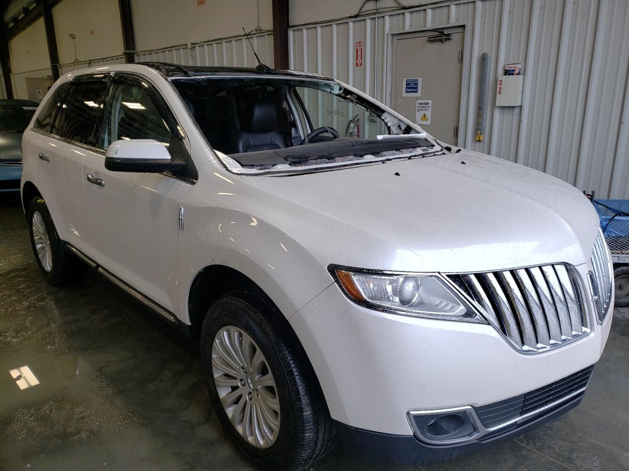 LINCOLN MKX 2013 with VIN 2LMDJ6JK9DBL30760 - Photo from auction
