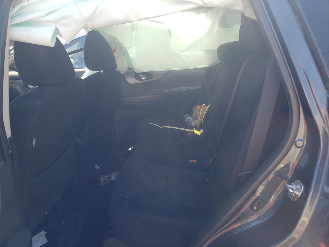 Photo 6 from auction – 2014 NISSAN ROGUE S with VIN 5N1AT2MV7EC829890