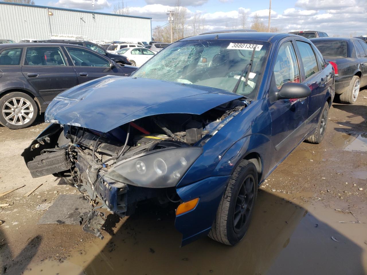 Photo 2 from auction – 2000 FORD FOCUS LX with VIN 1FAFP33PXYW342134