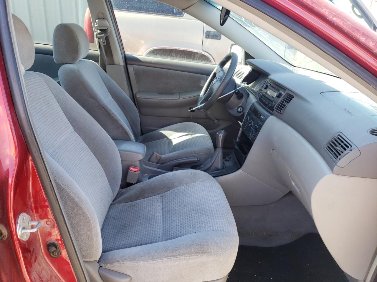 Photo 5 from auction – 2006 TOYOTA COROLLA CE with VIN 1NXBR32E66Z740898
