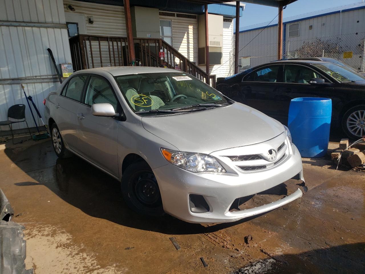 TOYOTA COROLLA BA 2013 z numerem VIN 2T1BU4EE9DC932251 - Zdjęcie z aukcji