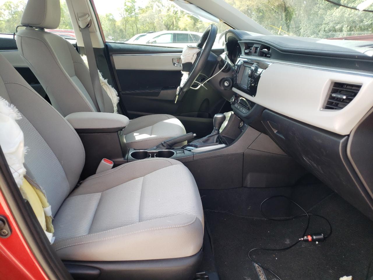Photo 5 from auction – 2016 TOYOTA COROLLA L with VIN 5YFBURHE7GP385820