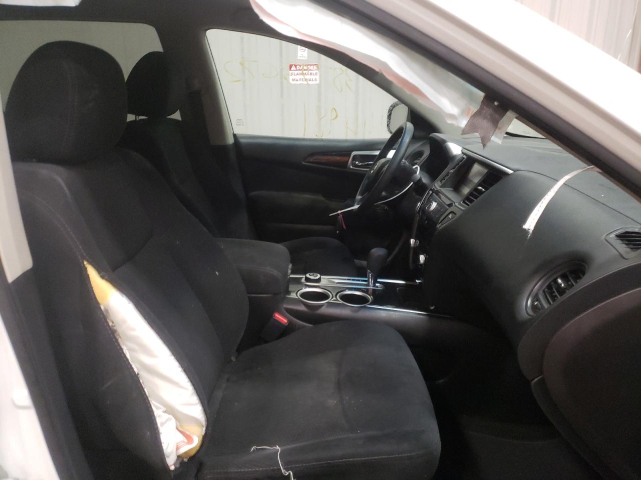 Photo 5 from auction – 2016 NISSAN PATHFINDER with VIN 5N1AR2MM5GC618857