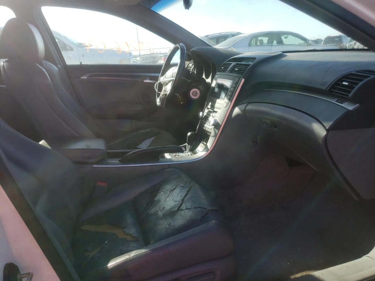 Photo 5 from auction – 2004 ACURA TL with VIN 19UUA66264A024248