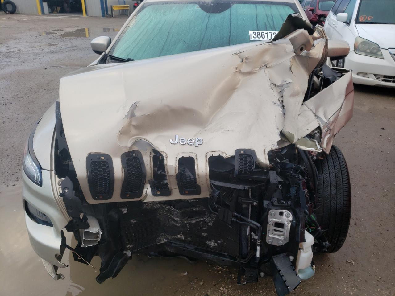 Photo 9 from auction – 2015 JEEP CHEROKEE L with VIN 1C4PJLCB6FW516864