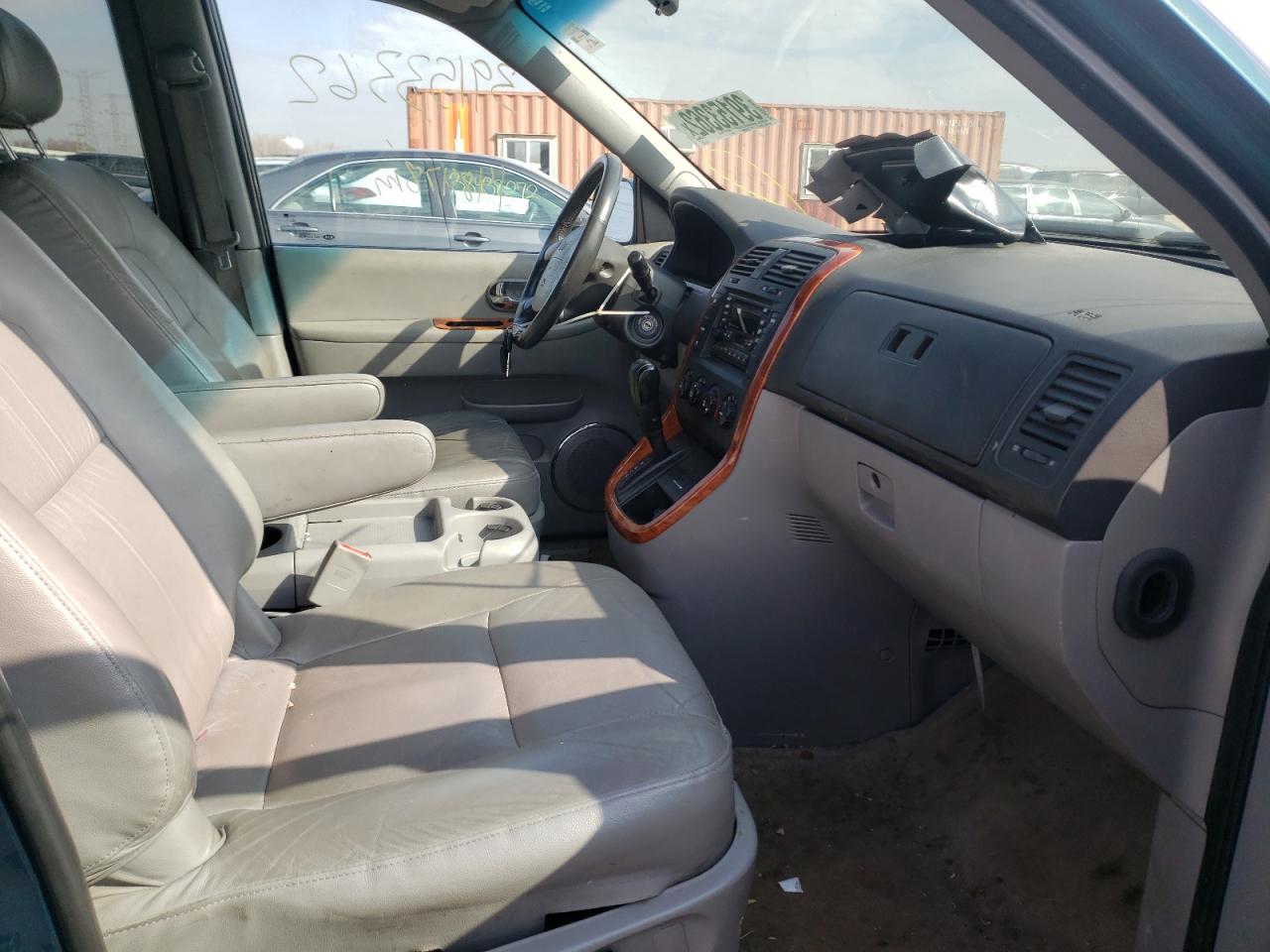 Photo 5 from auction – 2004 KIA SEDONA EX with VIN KNDUP131646516146