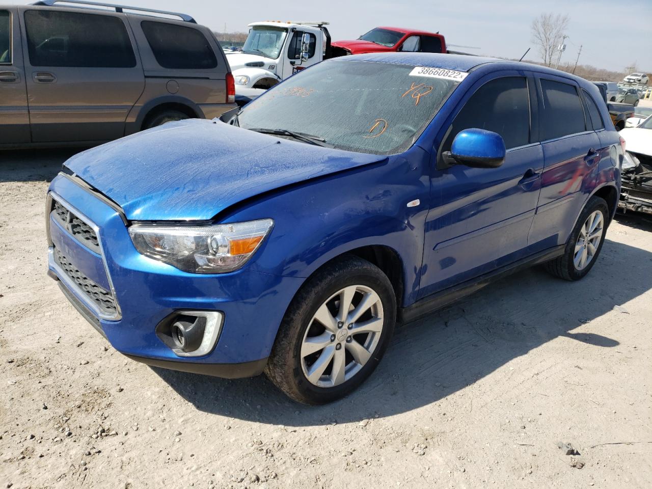 Photo 2 from auction – 2015 MITSUBISHI OUTLANDER with VIN 4A4AR4AU3FE039303