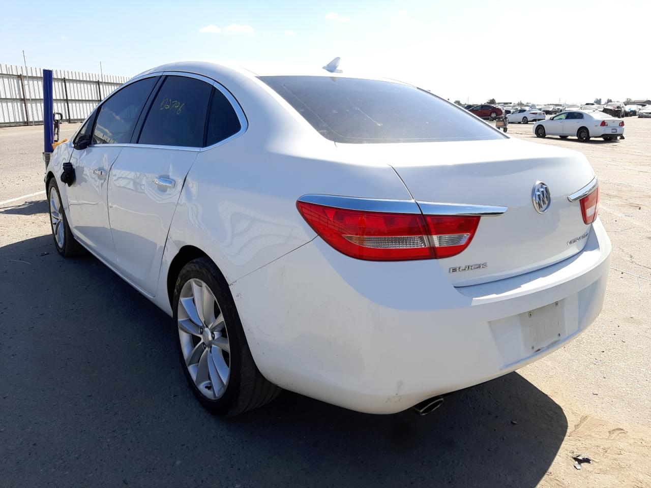 Photo 3 from auction – 2013 BUICK VERANO with VIN 1G4PP5SK3D4106748