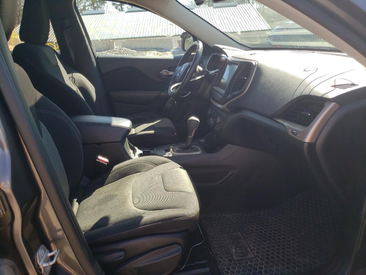 Photo 5 from auction – 2014 JEEP CHEROKEE L with VIN 1C4PJMCS2EW138451