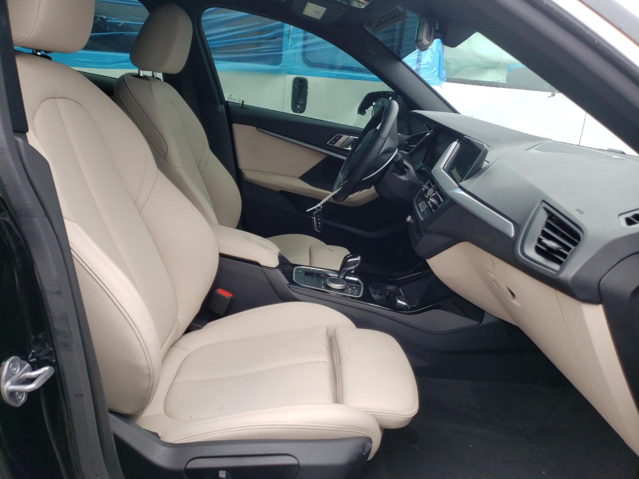 Photo 5 from auction – 2022 BMW 228I with VIN WBA53AK05N7K22030