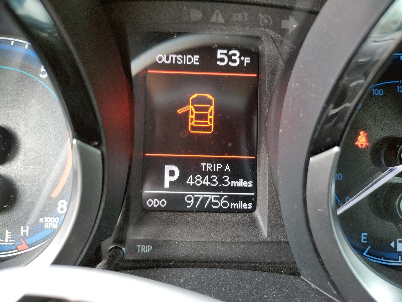 Photo 8 from auction – 2015 TOYOTA COROLLA L with VIN 2T1BURHE1FC329628