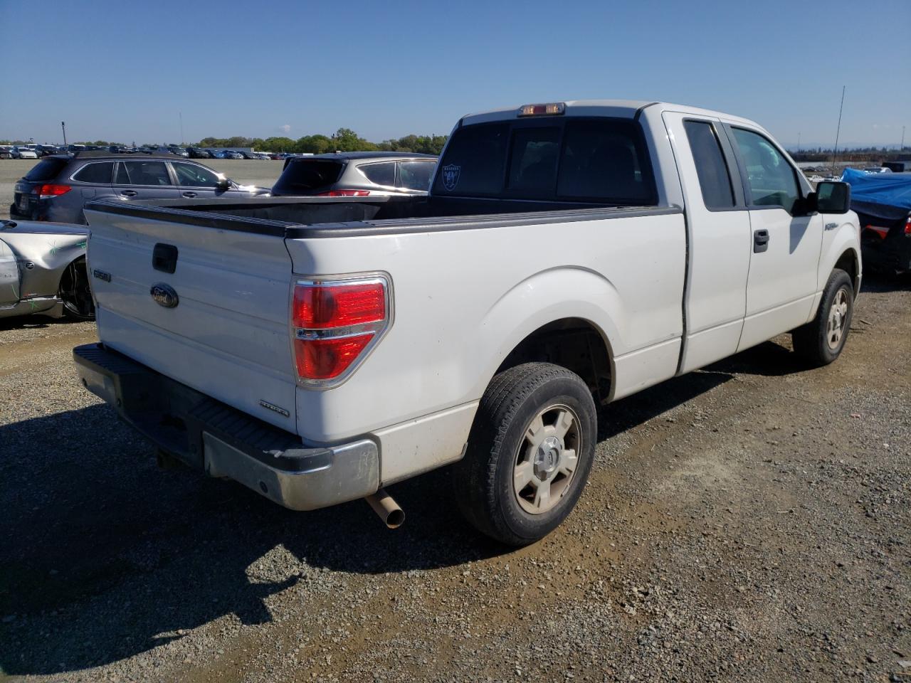 Photo 4 from auction – 2012 FORD F150 SUPER with VIN 1FTEX1CM2CFA59879
