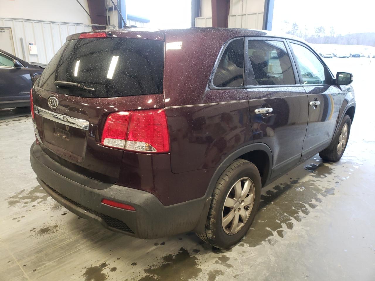 Photo 4 from auction – 2011 KIA SORENTO BA with VIN 5XYKT3A16BG163693
