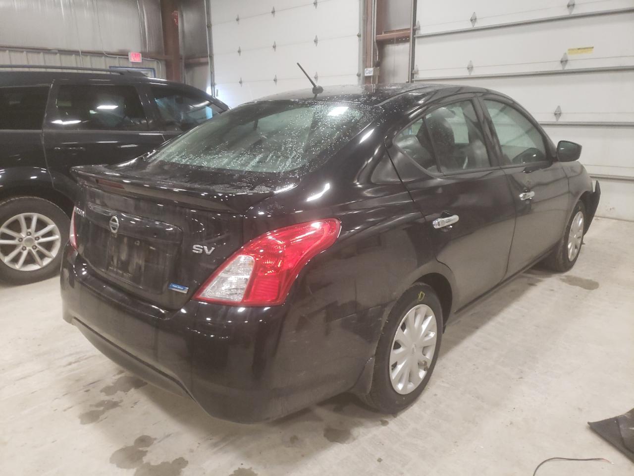 Foto 4 de la subasta – 2016 NISSAN VERSA S con VIN 3N1CN7AP2GL877933