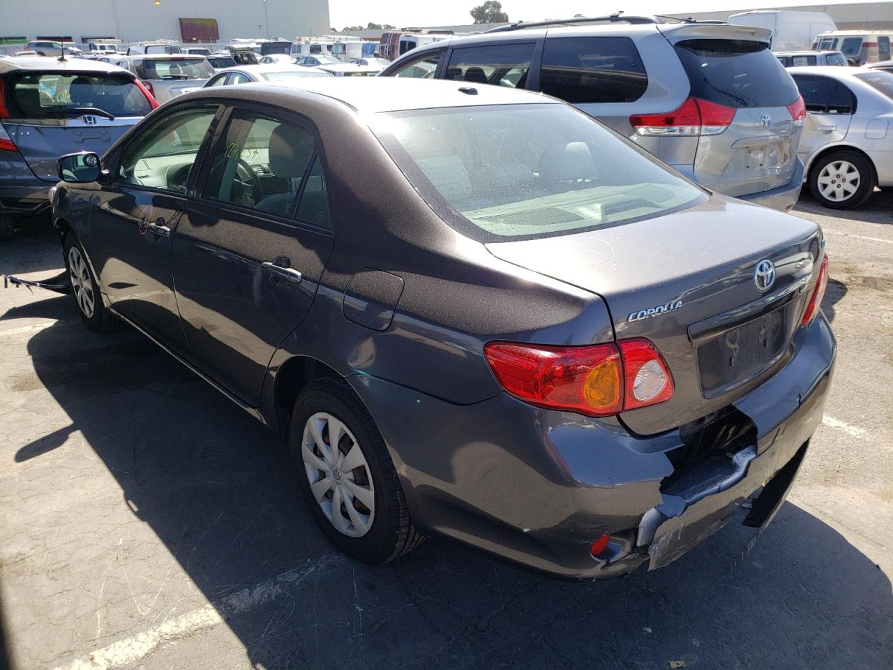 Zdjęcie 3 z aukcji – 2010 TOYOTA COROLLA BA z VIN JTDBU4EEXAJ068925