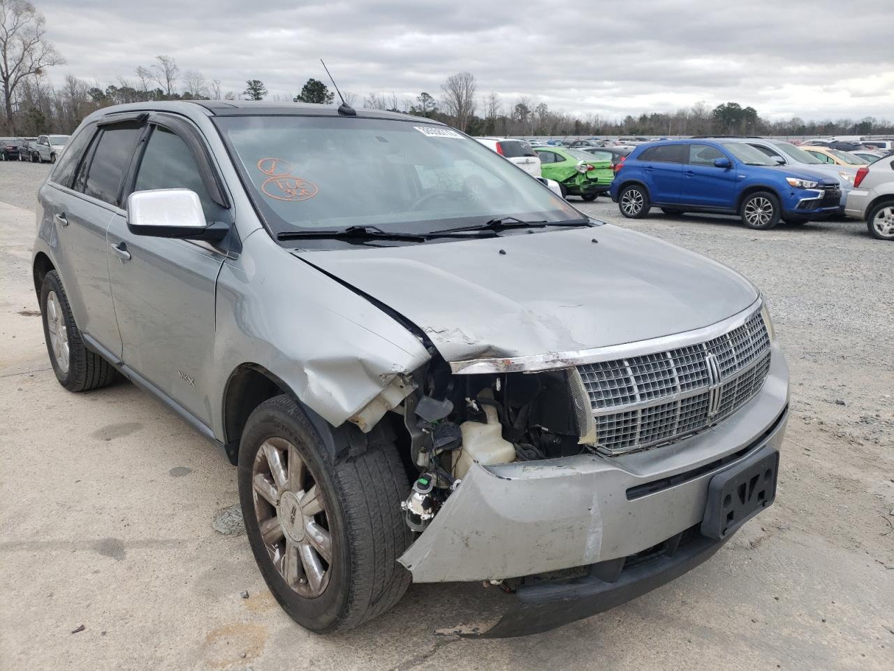 LINCOLN MKX 2007 with VIN 2LMDU88C27BJ11760 - Photo from auction
