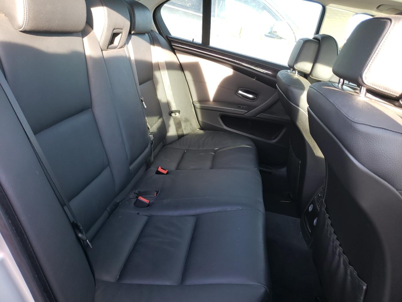 Photo 6 from auction – 2010 BMW 528 XI with VIN WBANV1C5XAC157360
