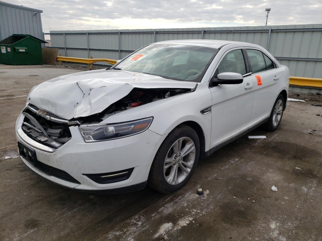 Photo 2 from auction – 2015 FORD TAURUS SEL with VIN 1FAHP2E8XFG126364