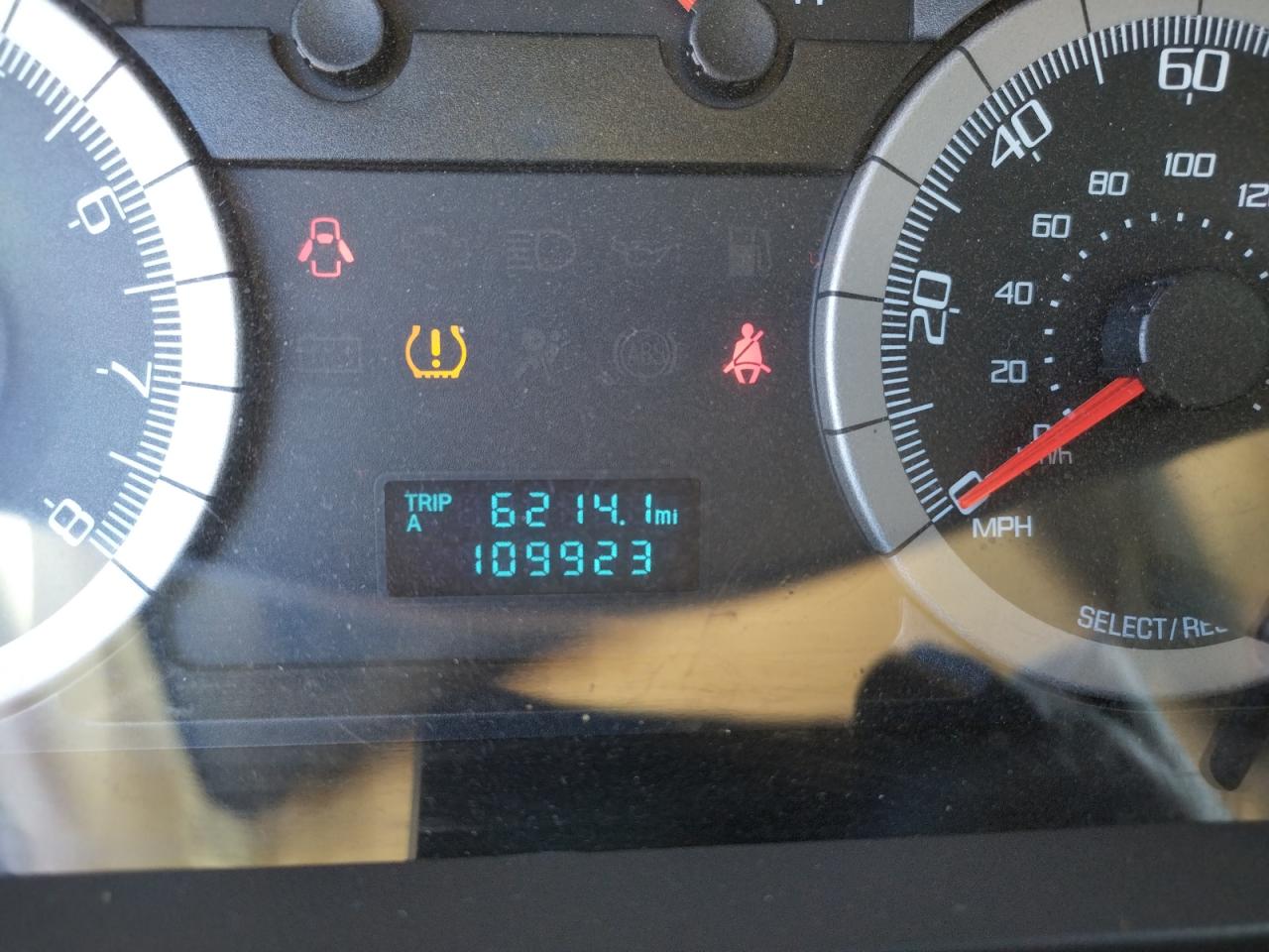 Photo 8 from auction – 2008 FORD ESCAPE with VIN 1FMCU02Z48KE75725