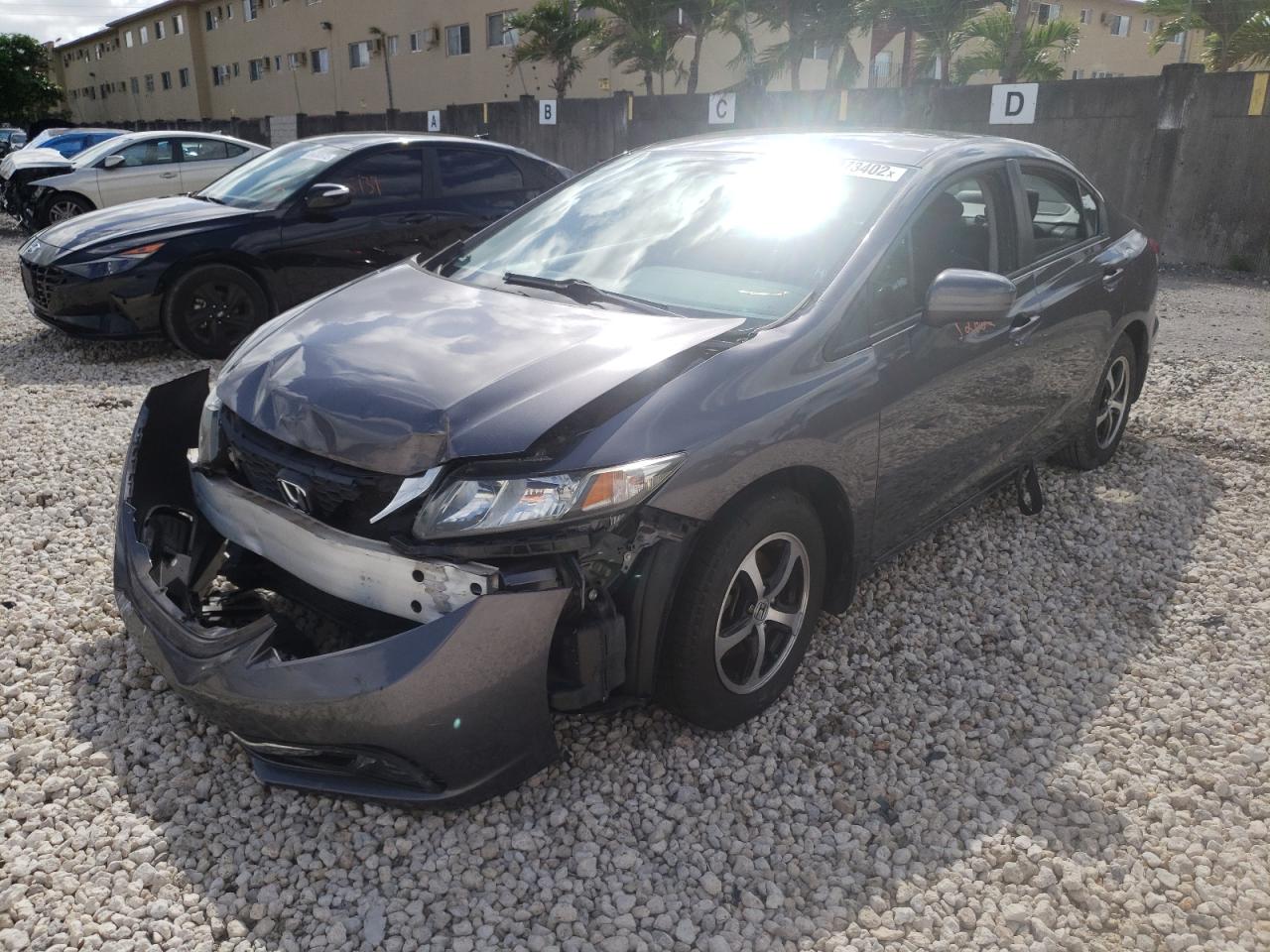 Photo 2 from auction – 2015 HONDA CIVIC SE with VIN 19XFB2F77FE022212