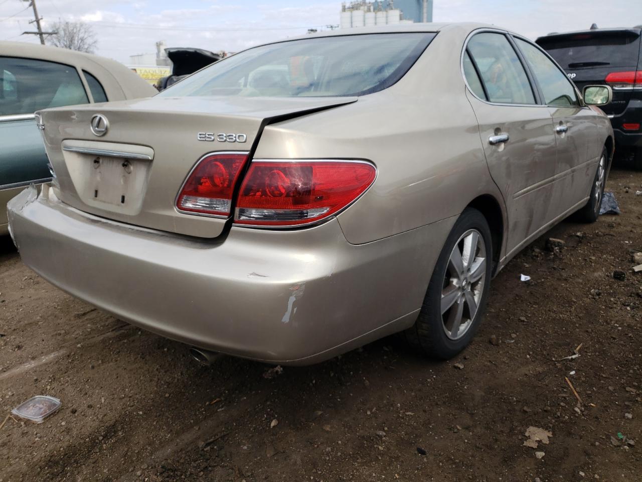 Photo 4 from auction – 2005 LEXUS ES 330 with VIN JTHBA30GX55136035