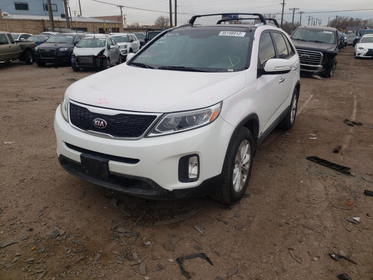 Photo 9 from auction – 2015 KIA SORENTO EX with VIN 5XYKUDA73FG598894