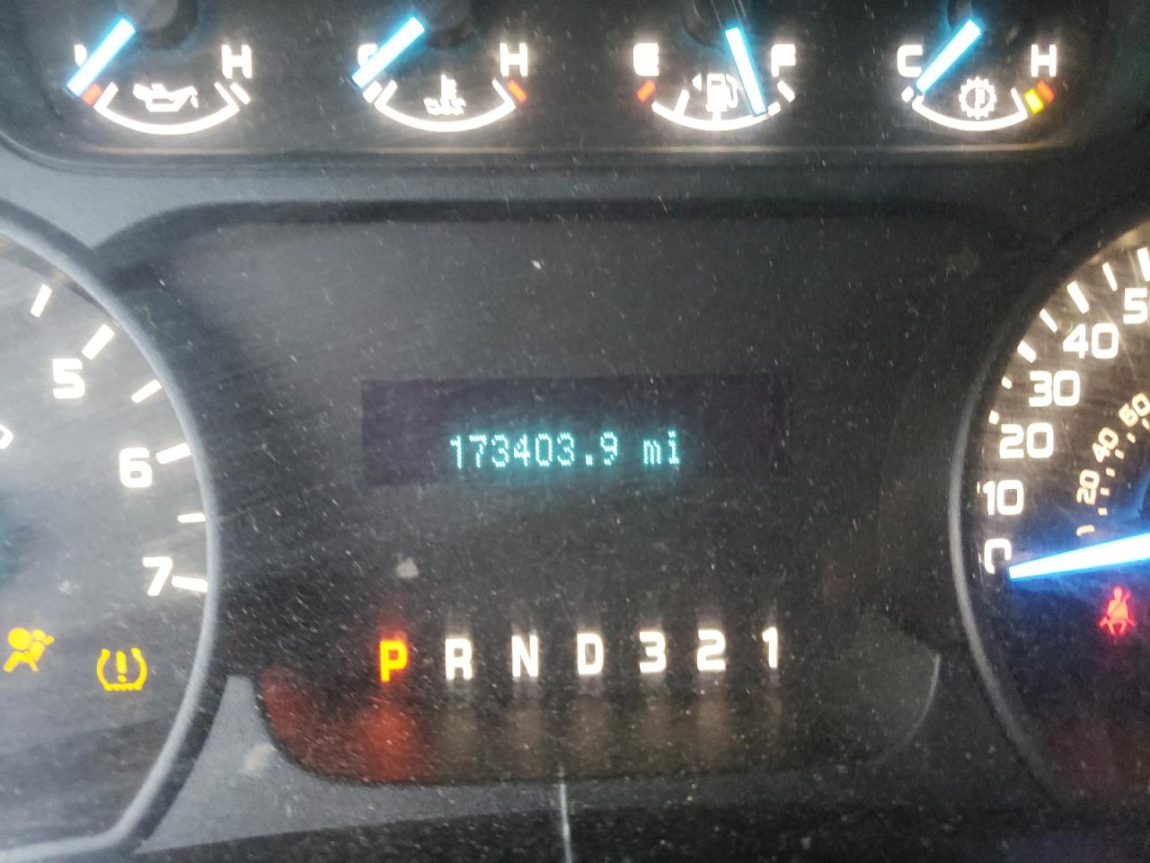 Photo 8 from auction – 2011 FORD F150 with VIN 1FTNF1CFXBKD76531