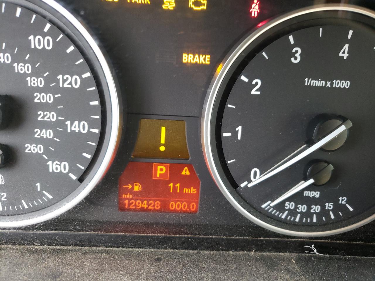 Photo 8 from auction – 2011 BMW X5 XDRIVE3 with VIN 5UXZV4C56BL402001