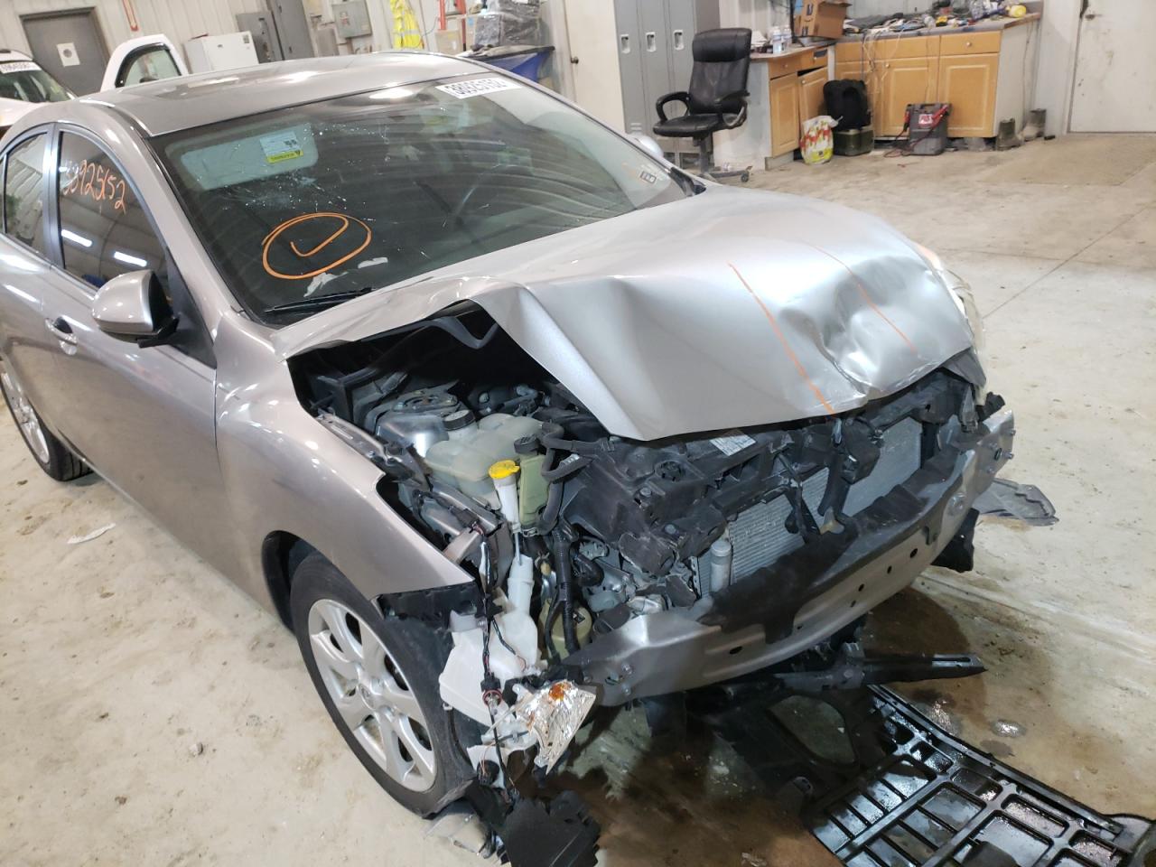 Zdjęcie 9 z aukcji – 2011 MAZDA 3 I z VIN JM1BL1VF5B1437914