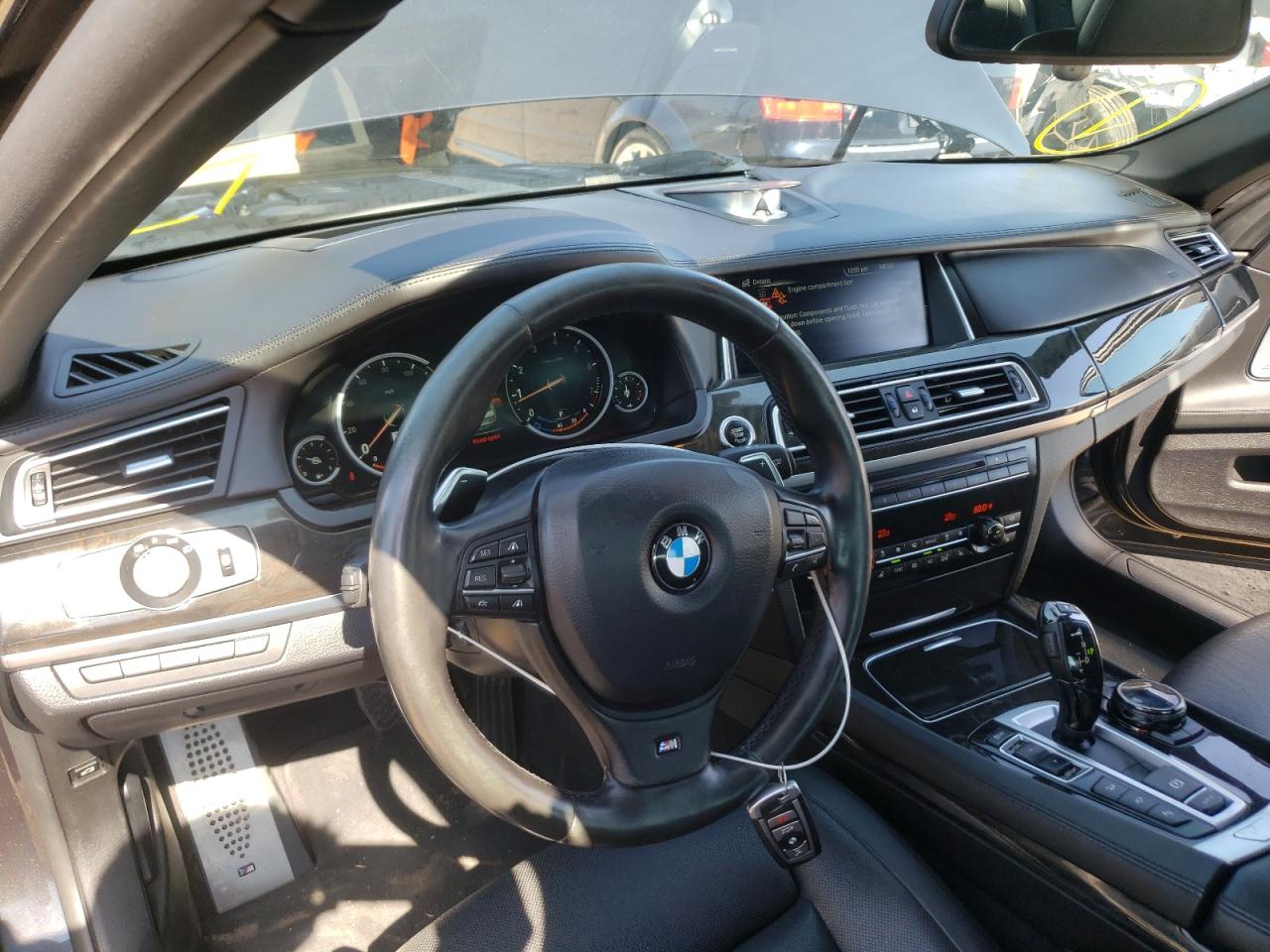 Photo 9 from auction – 2015 BMW 750LI XDRI with VIN WBAYF8C59FD655375