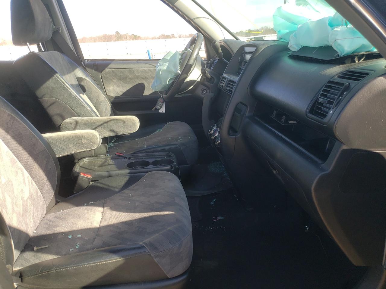 Photo 5 from auction – 2003 HONDA CR-V EX with VIN SHSRD78863U159330