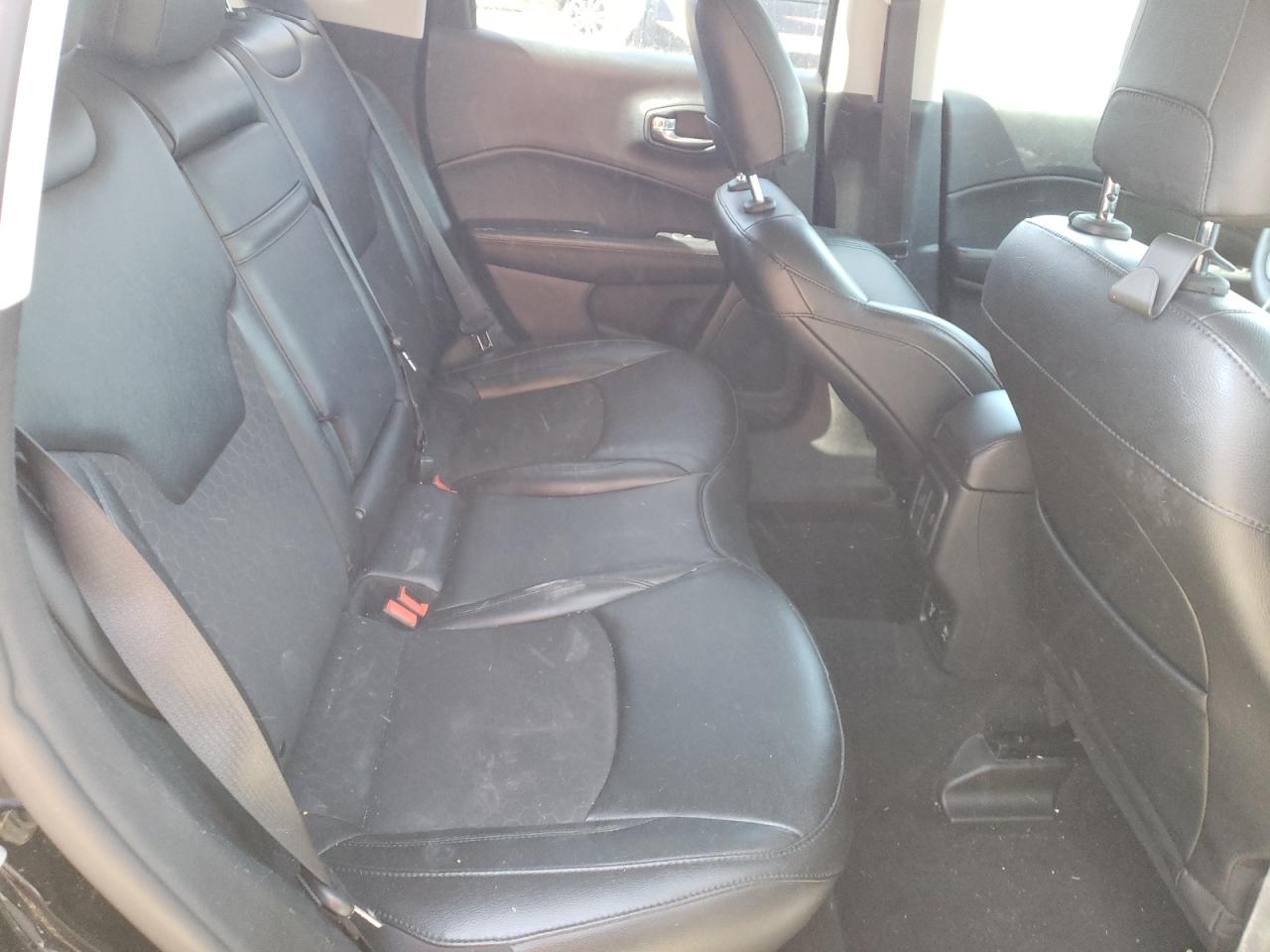 Photo 6 from auction – 2019 JEEP COMPASS LA with VIN 3C4NJCBB8KT749296