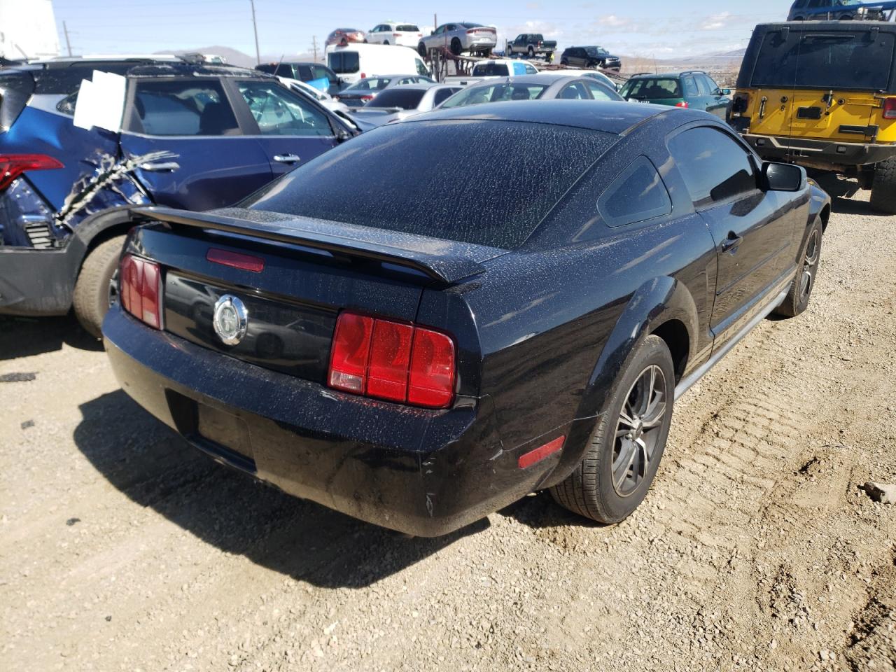 Photo 4 from auction – 2005 FORD MUSTANG with VIN 1ZVFT80NX55147901