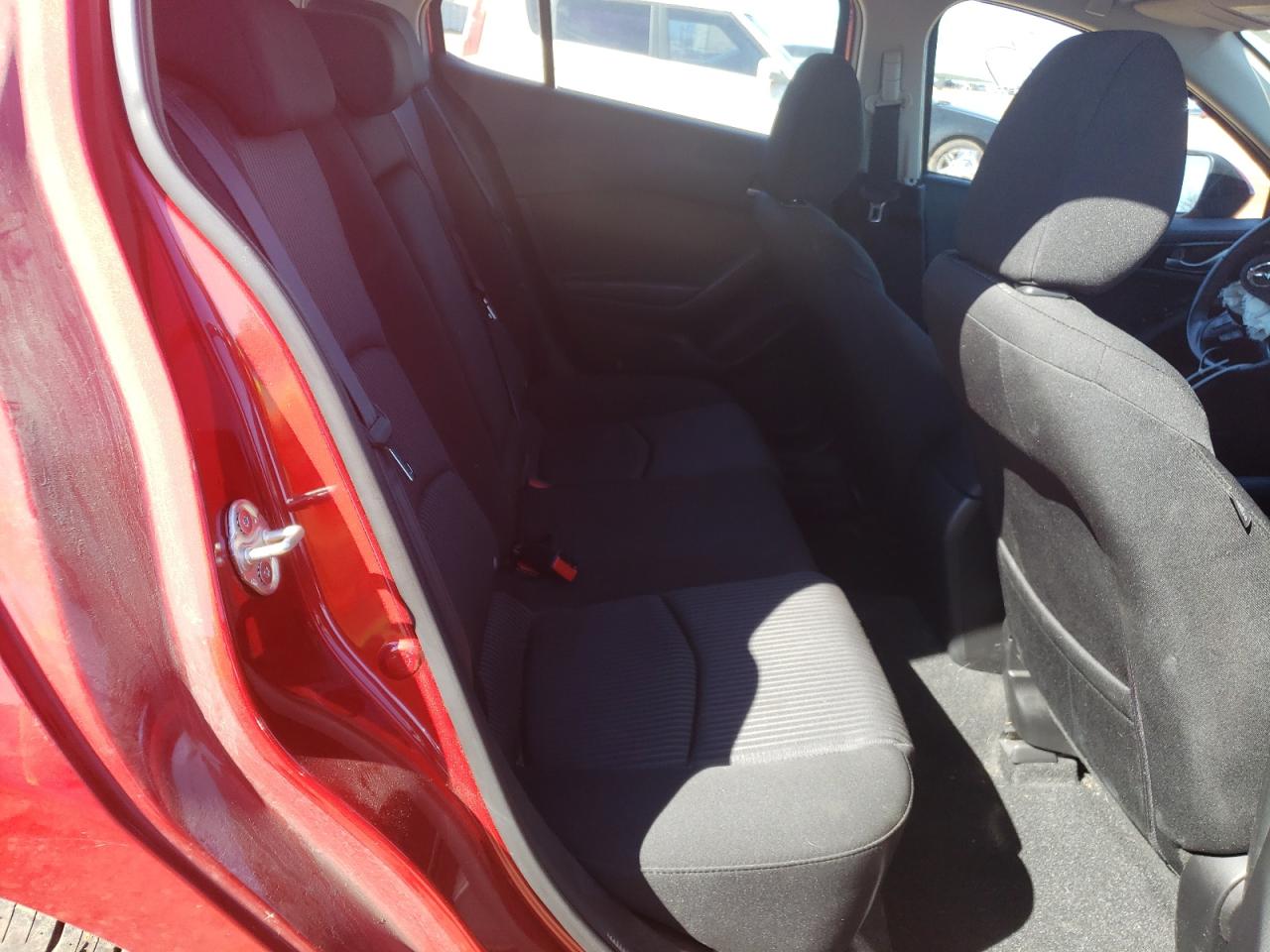 Photo 6 from auction – 2016 MAZDA 3 TOURING with VIN JM1BM1M79G1327124