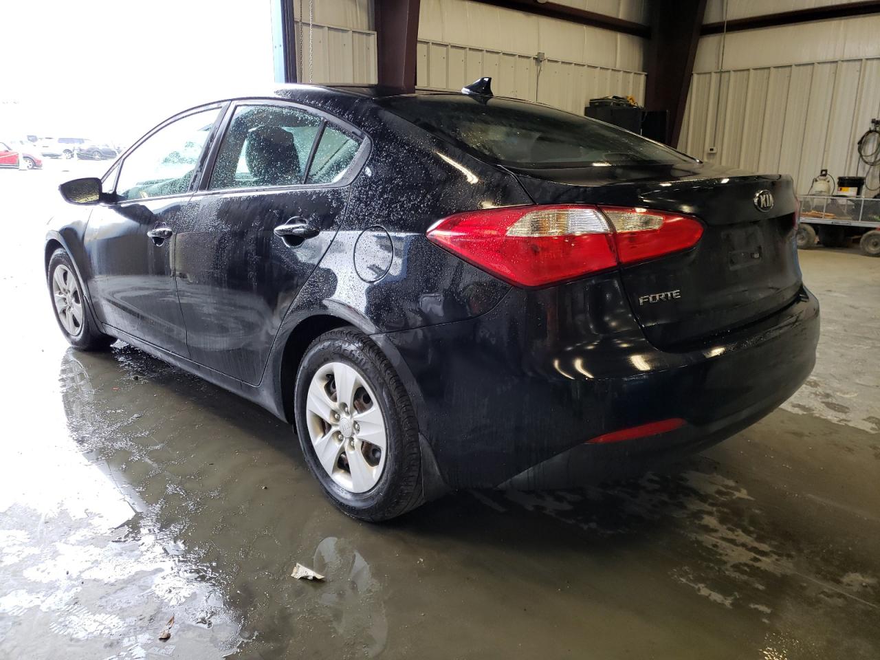 Photo 3 from auction – 2016 KIA FORTE LX with VIN KNAFX4A69G5607329