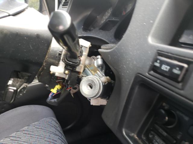 Photo 9 from auction – 1998 TOYOTA RAV4 with VIN JT3HP10V9W7091984
