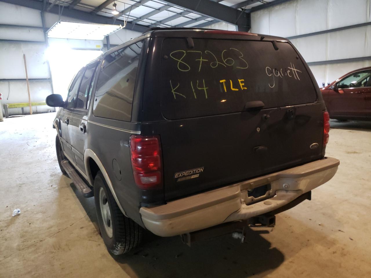 Photo 3 from auction – 1999 FORD EXPEDITION with VIN 1FMPU18L2XLC13544
