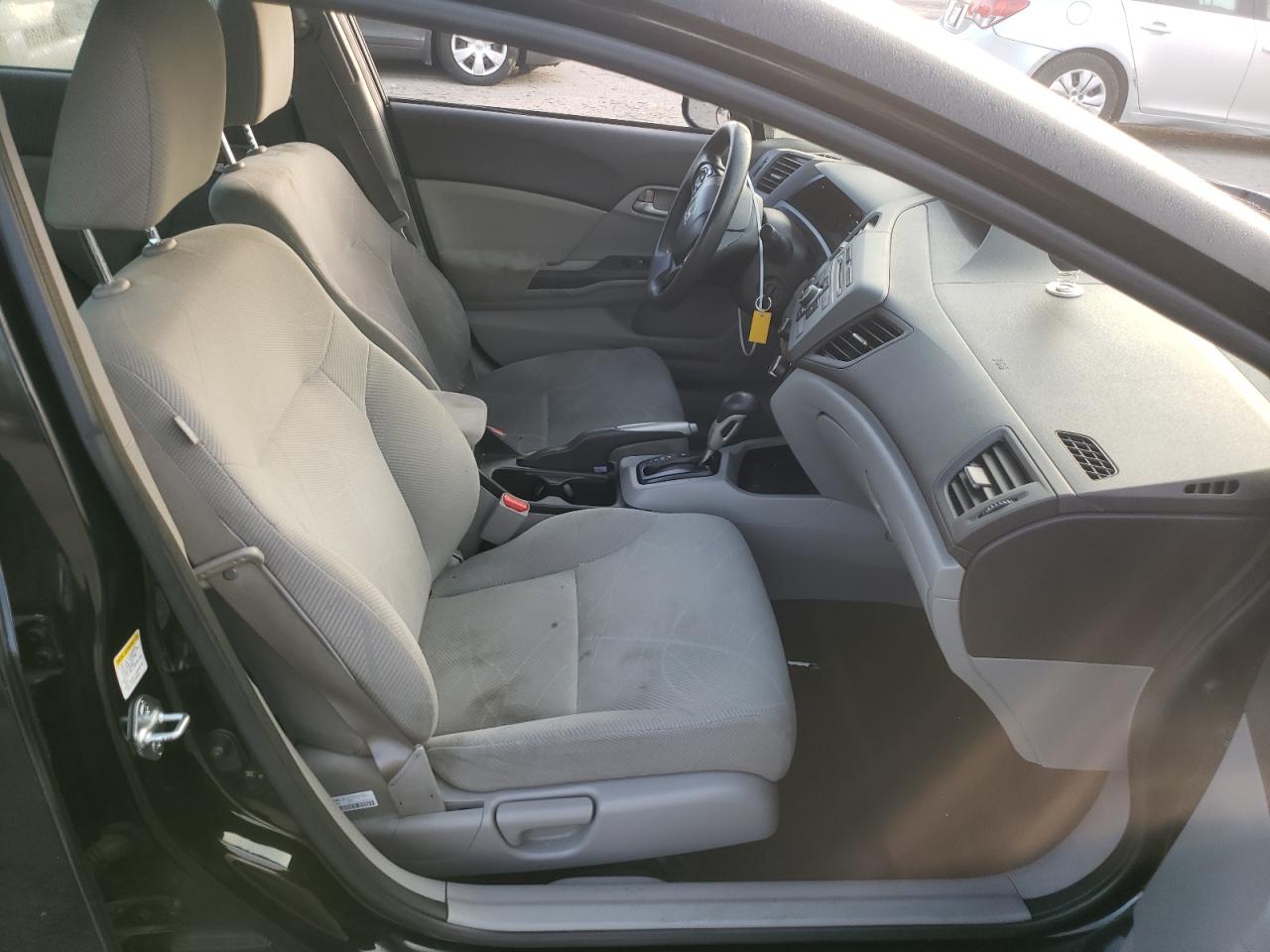 Foto 5 de la subasta – 2012 HONDA CIVIC LX con VIN JHMFB2F59CS005935