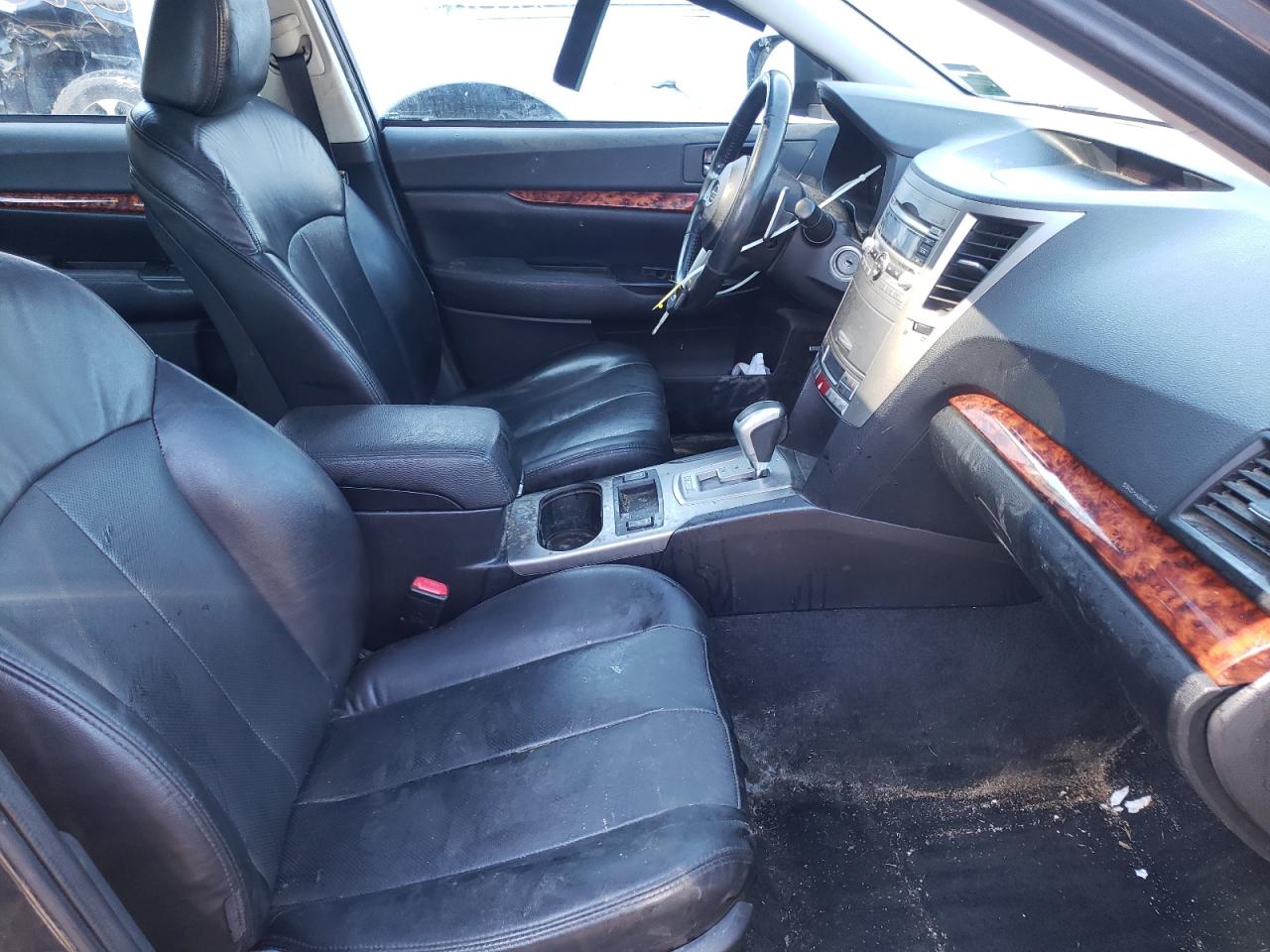 Photo 5 from auction – 2011 SUBARU LEGACY 2.5 with VIN 4S3BMBK64B3227784