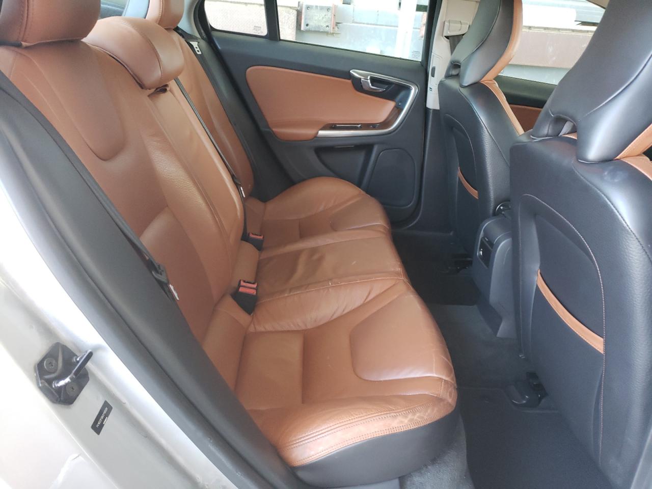Photo 6 from auction – 2012 VOLVO S60 T5 with VIN YV1622FS6C2110028