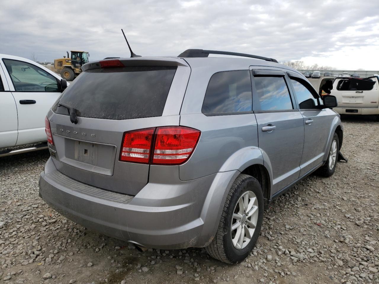 Photo 4 from auction – 2018 DODGE JOURNEY SE with VIN 3C4PDCAB1JT195793