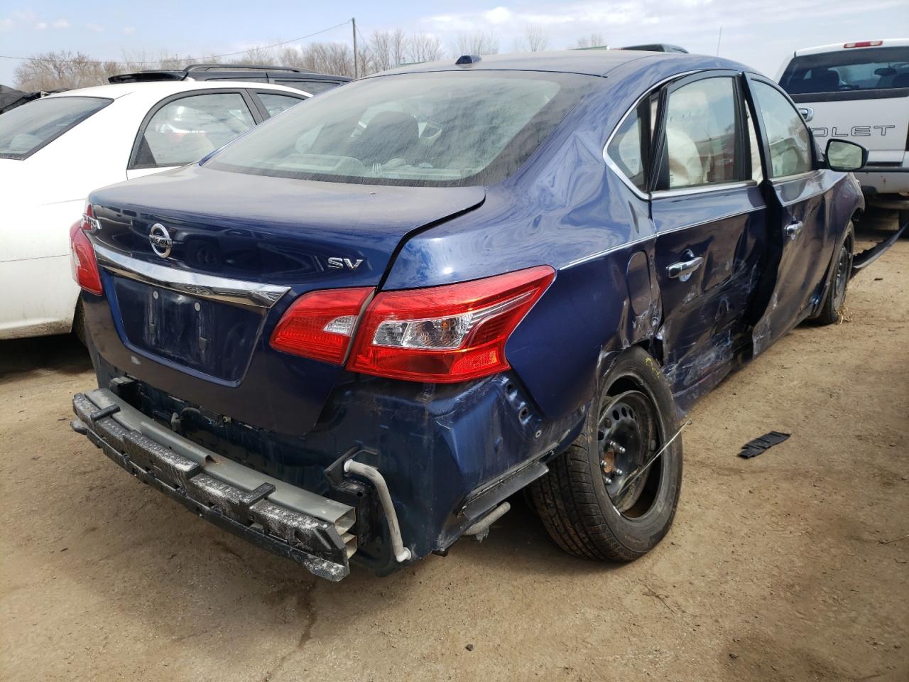 Photo 4 from auction – 2017 NISSAN SENTRA S with VIN 3N1AB7AP2HY276221