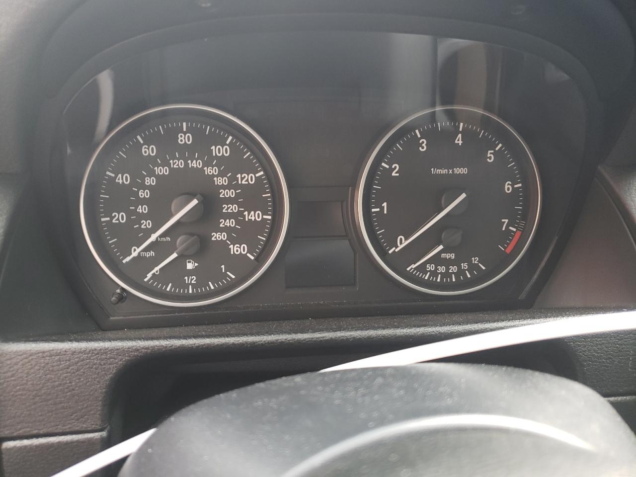 Photo 8 from auction – 2015 BMW X1 XDRIVE2 with VIN WBAVL1C51FVY34653