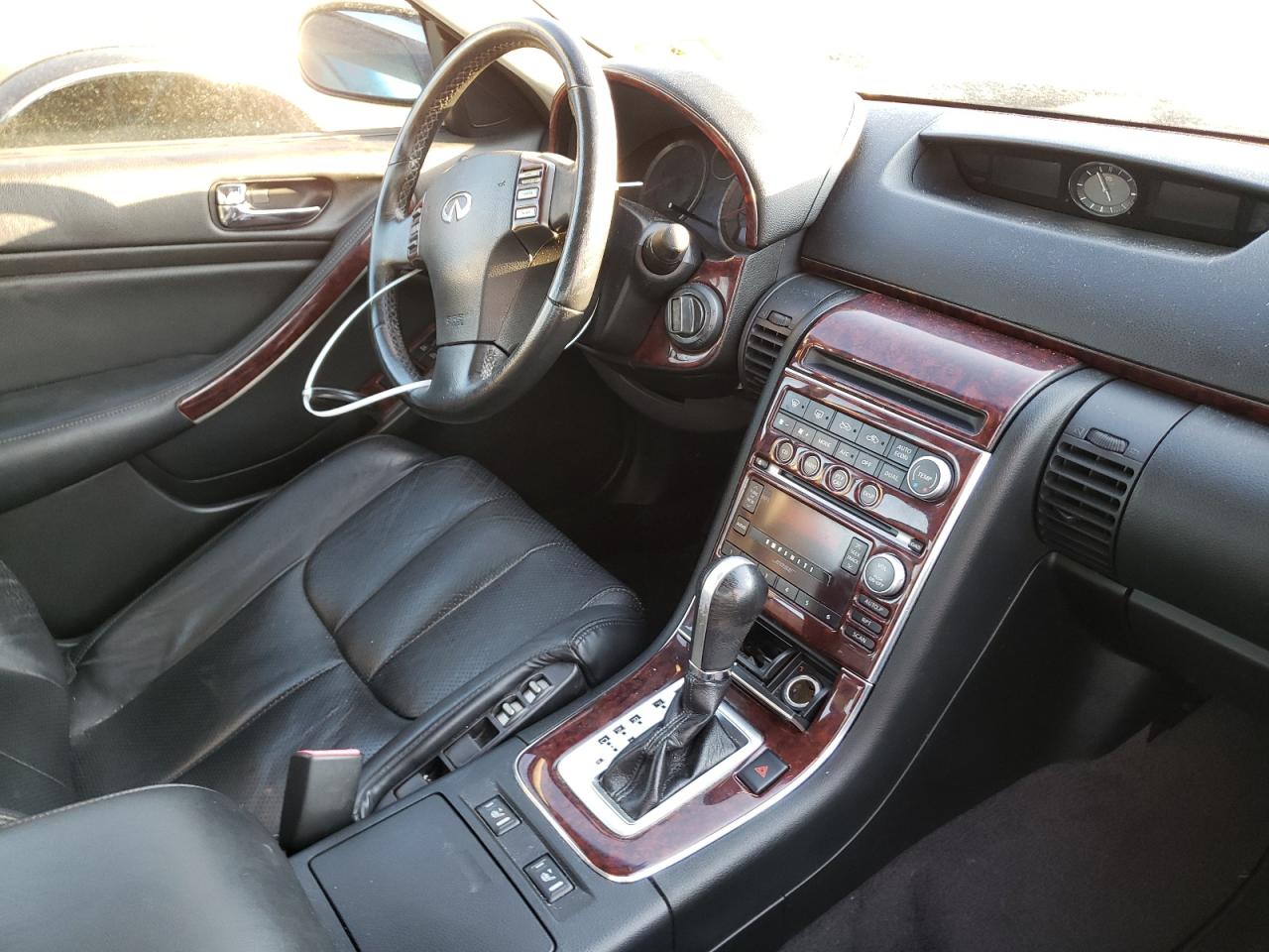 Photo 9 from auction – 2005 INFINITI G35 with VIN JNKCV51F45M304882