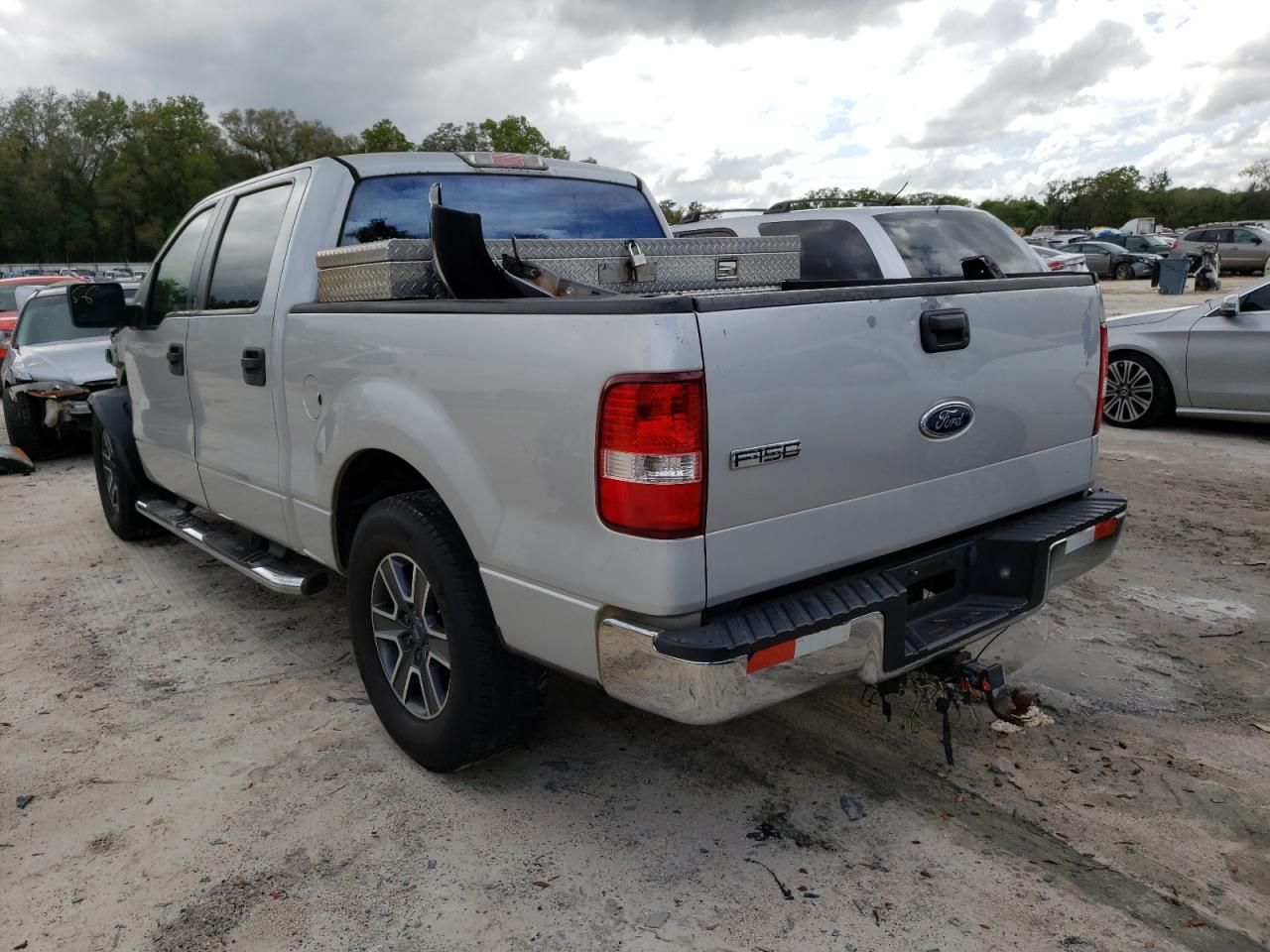 Photo 3 from auction – 2005 FORD F150 SUPER with VIN 1FTPW12525KD35705
